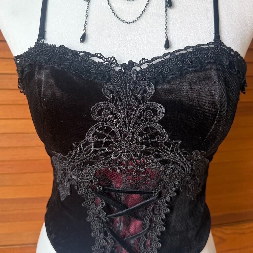 Dark in Love Gothic Victorian Blood Offering Black Red Velvet & Lace Cami Top - Picture 3 of 12
